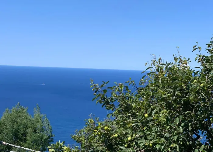 Vistamare & Relax Cinque Terre Seaview & Relax Cinque Terre * Vernazza